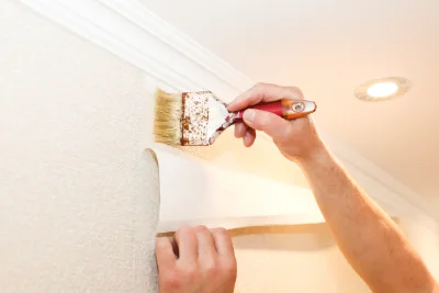 Pose de papier peint à Feux — revêtements muraux et toiles de verre